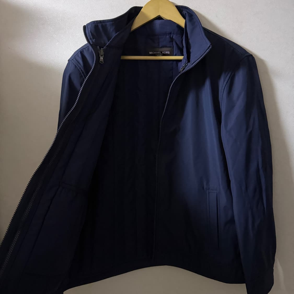 마이클코어스 남성 블루종 네이비 점퍼 L (남성 105정도) 상품이미지5