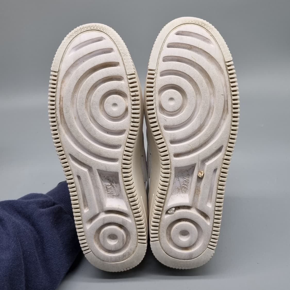 나이키 에어포스1 세이지로우 운동화245  상품이미지3