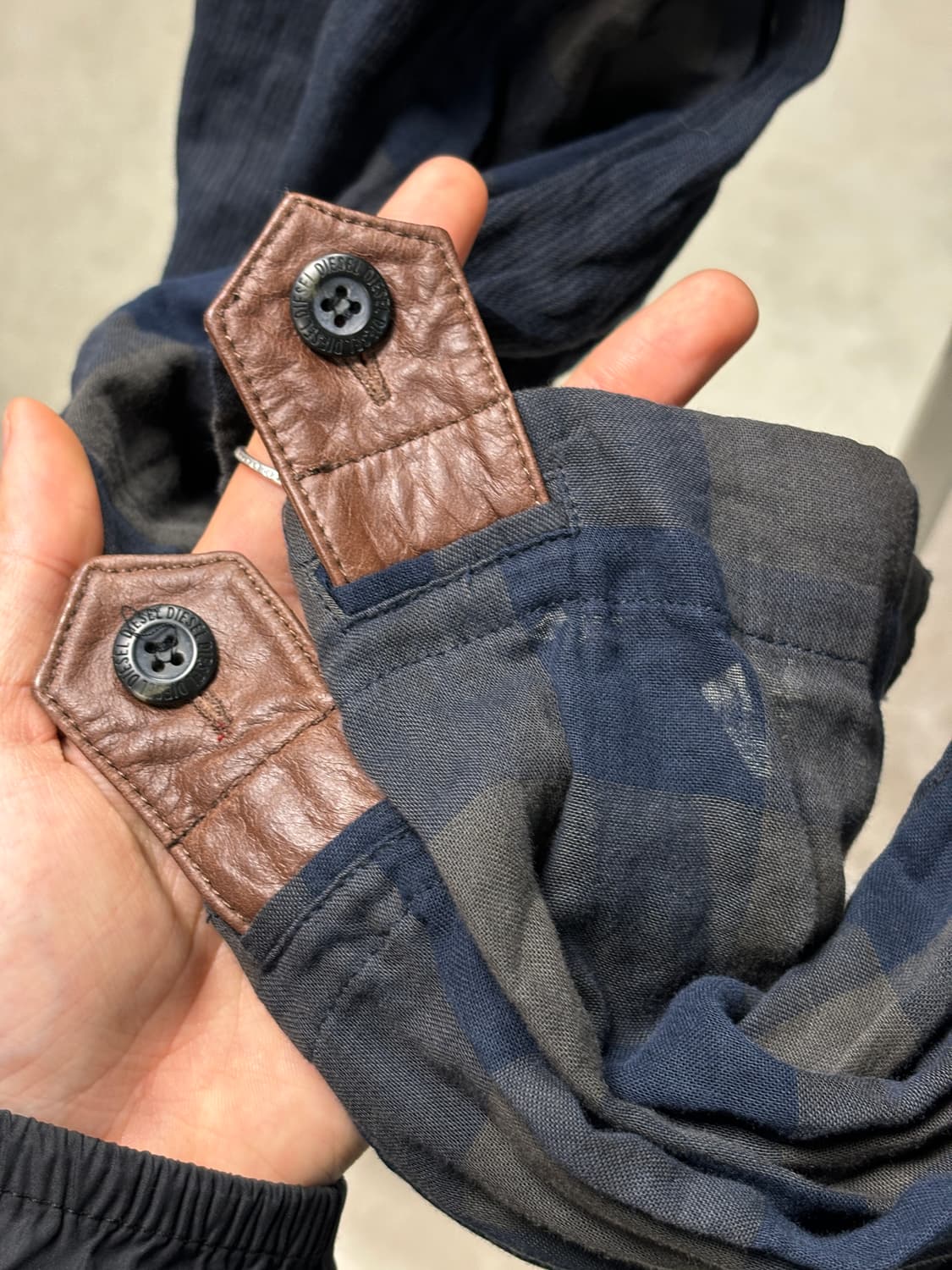 디젤 코튼 체크 머플러 상품이미지5