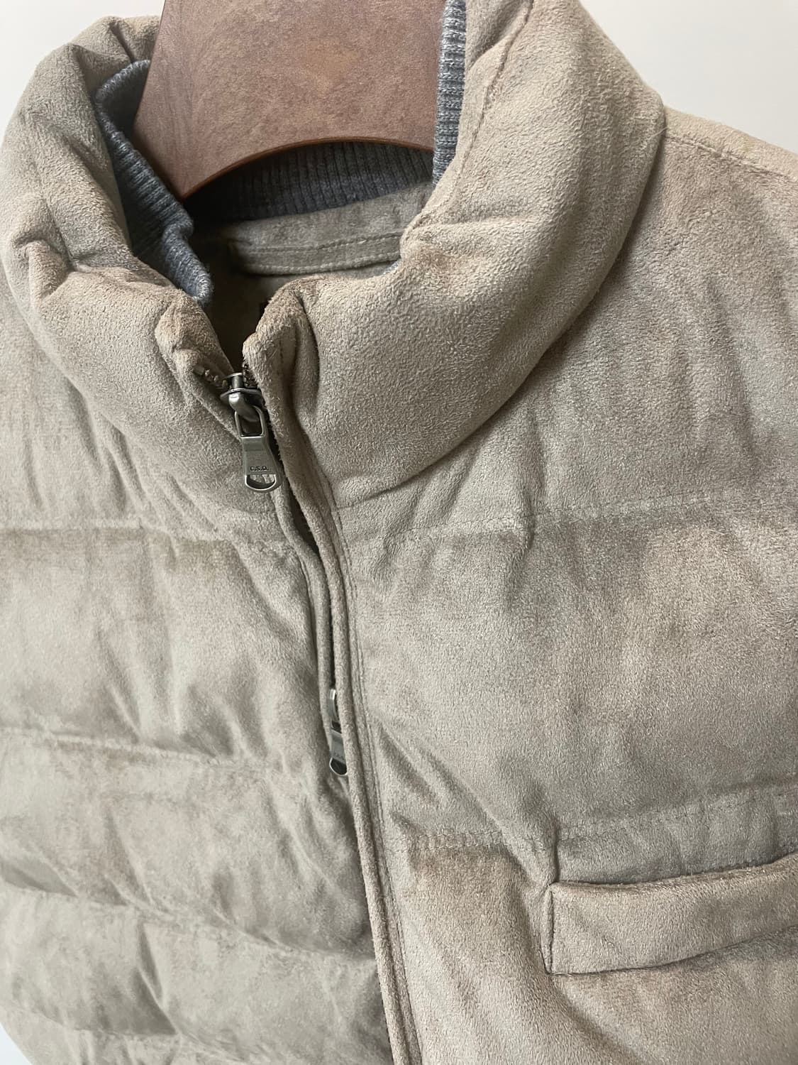 코모도스퀘어 구스다운 투웨이 패딩 베스트 상품이미지2