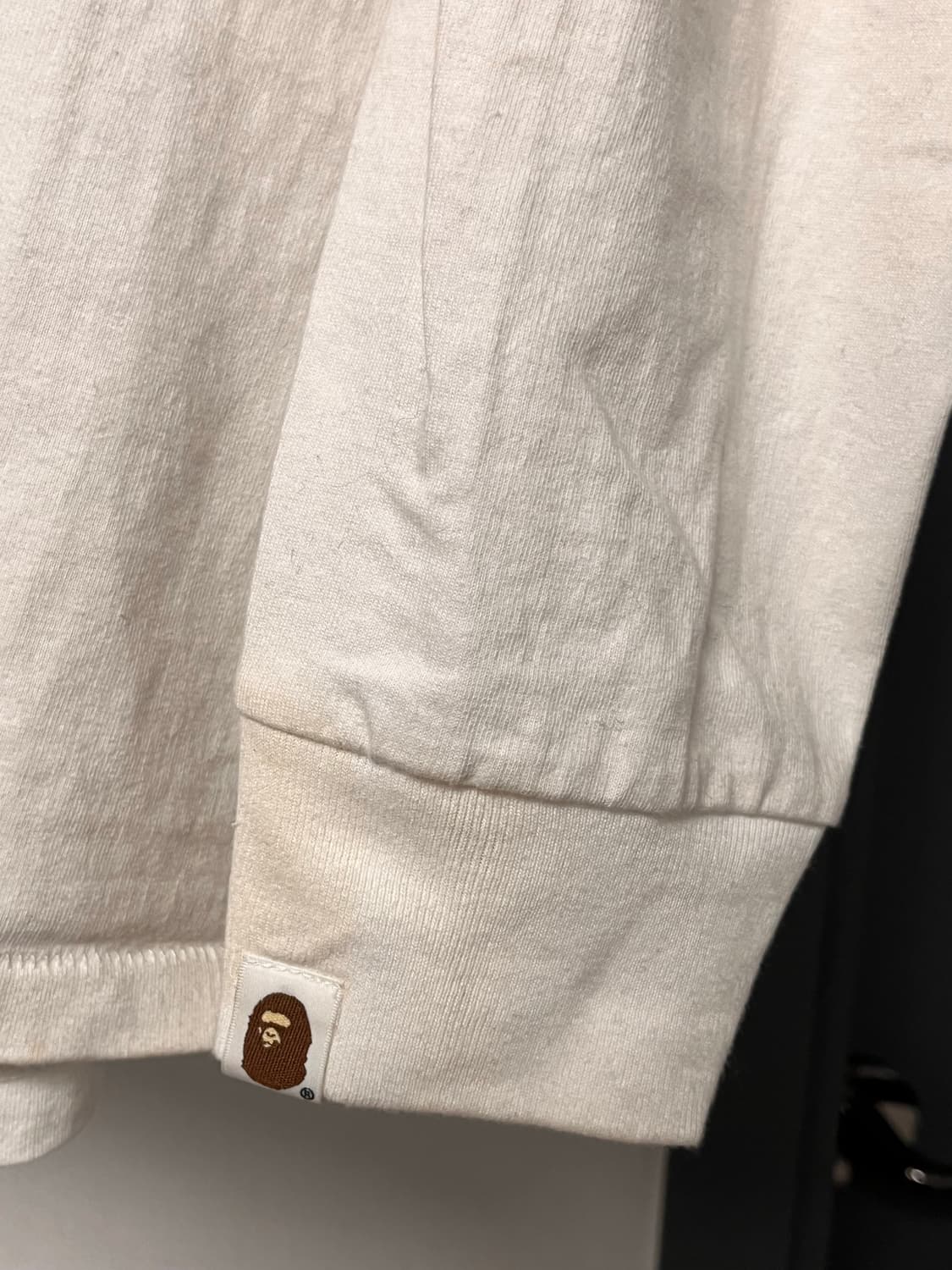 베이프 맨투맨 상품이미지2