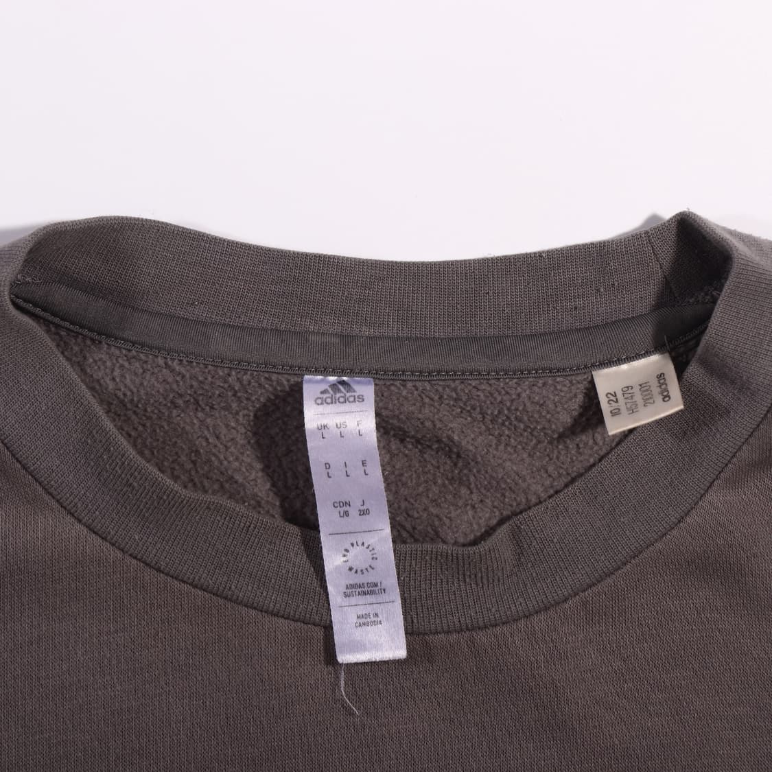 아디다스 로고 맨투맨 B226 상품이미지2