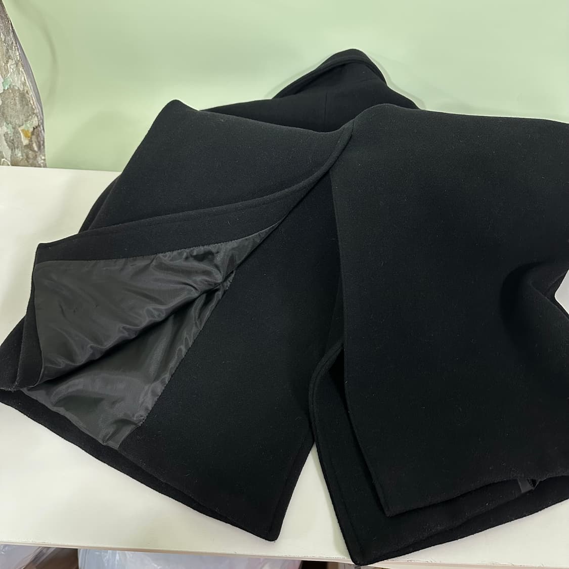 L 지플리시 블랙 캐시미어혼방 더블코트 상품이미지5