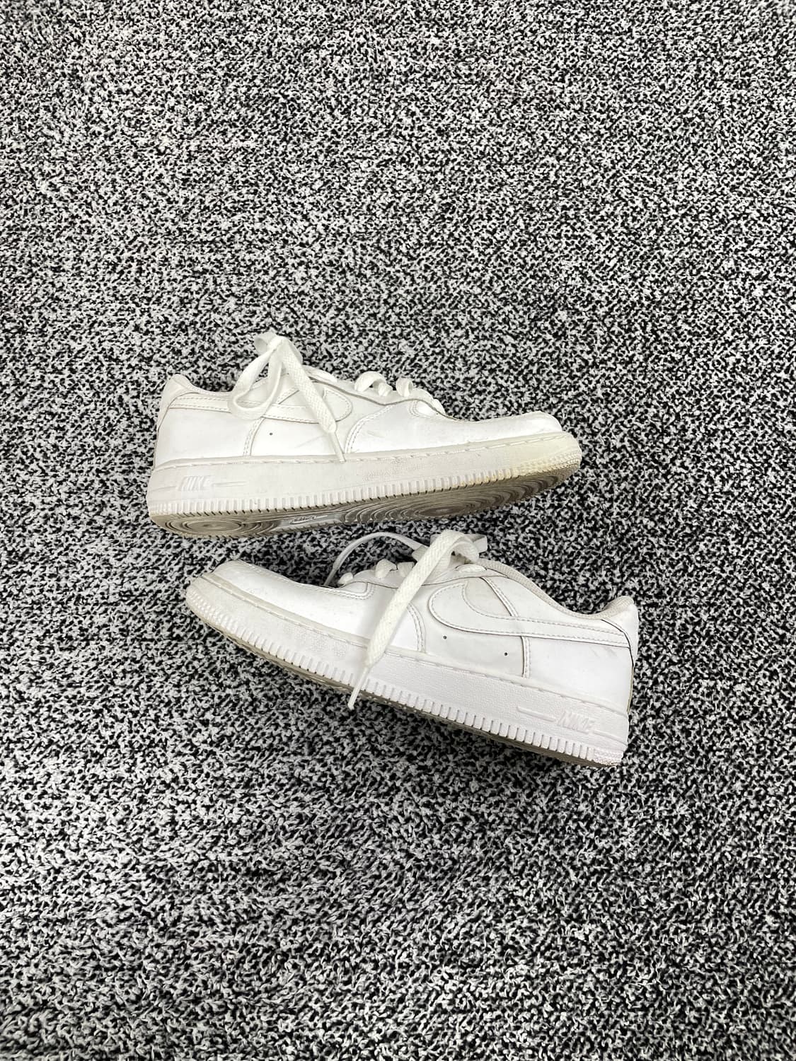 빈티지9. 나이키 에어포스1 로우화이트 스니커즈 운동화 상품이미지4