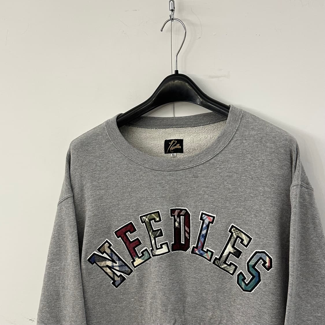 니들스 맨투맨 XL사이즈  상품이미지2