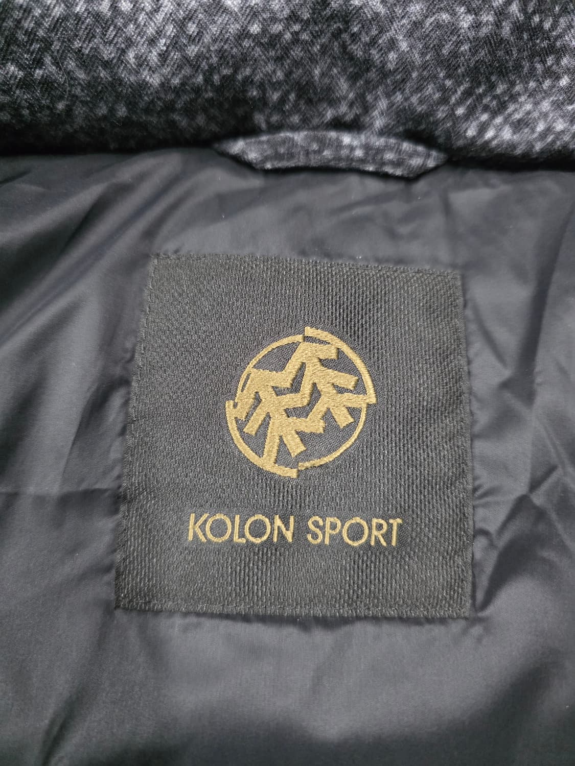 코오롱스포츠 여성 구스다운 롱패딩 . 
싸이즈  85. 상품이미지5