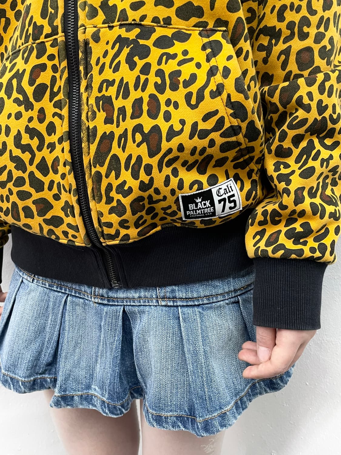 갸루 레오파드 자수패치 후드집업 상품이미지3