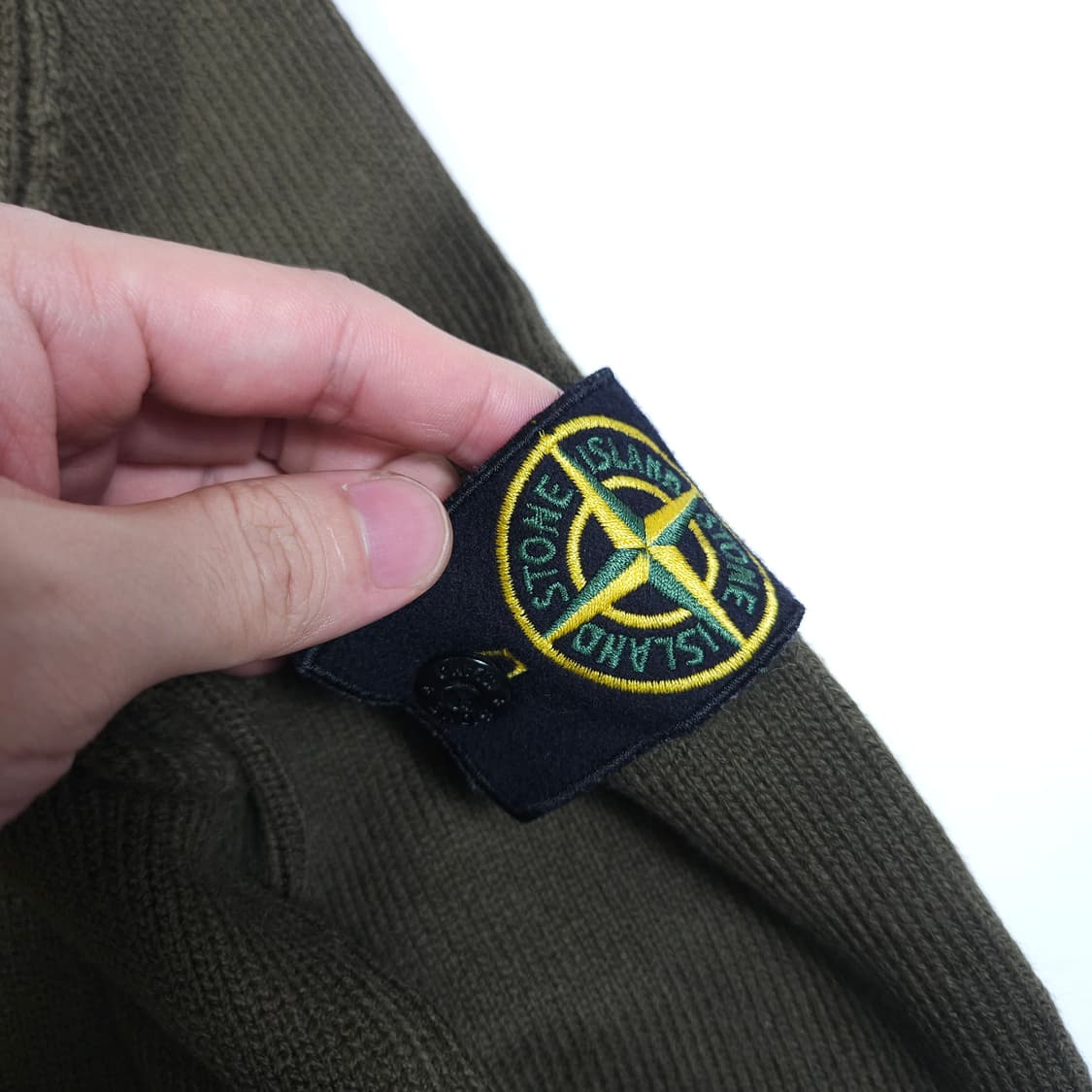 스톤아일랜드 와펜 니트  상품이미지3