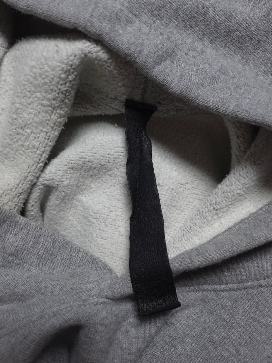 [L] 크롬하츠 레더패치 페이퍼잼 후드 그레이 상품이미지6