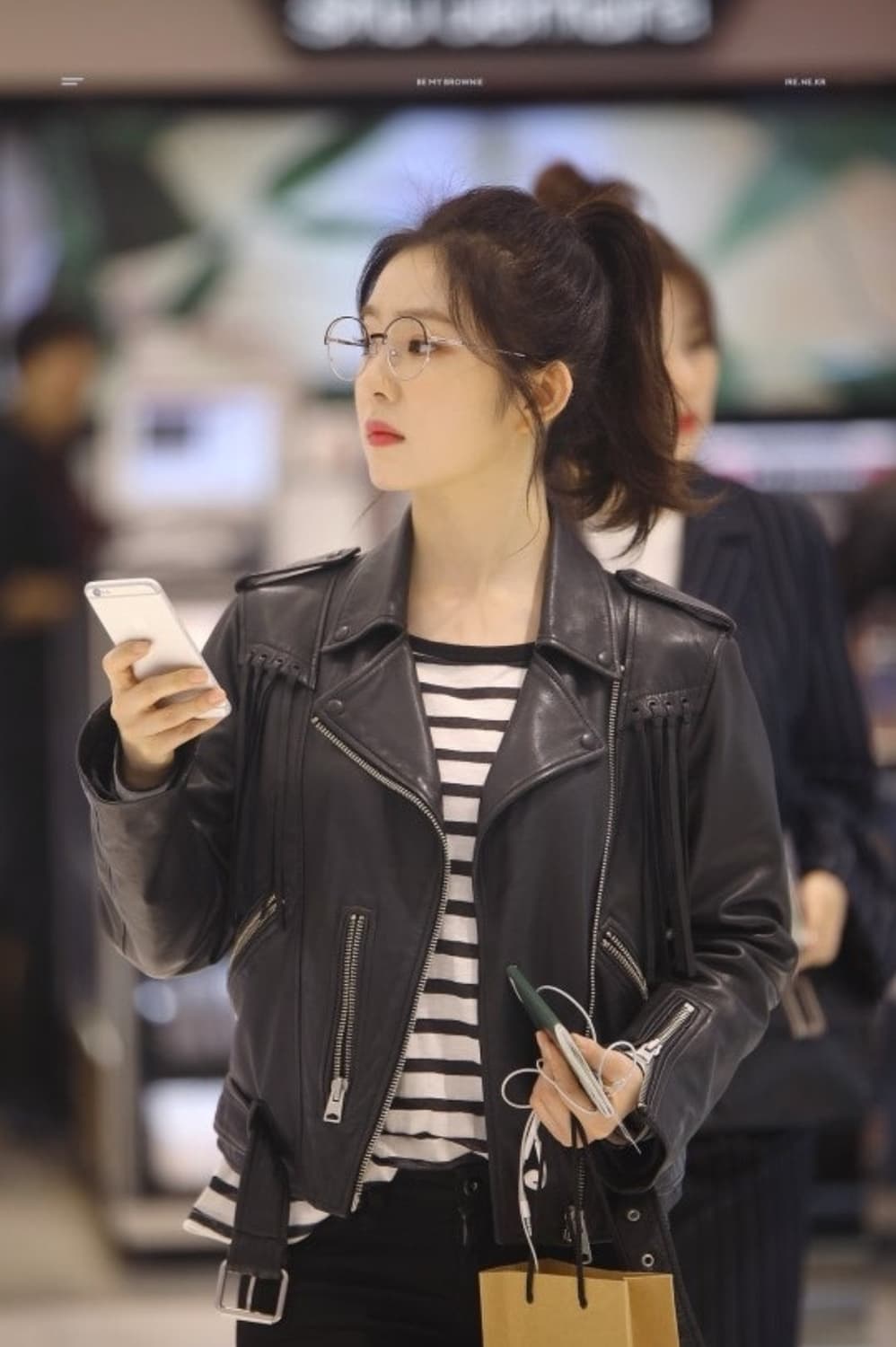 S (90) 올세인츠 테슬 발펀 레더 지퍼 가죽 자켓 블랙 수지 아이린 상품이미지1
