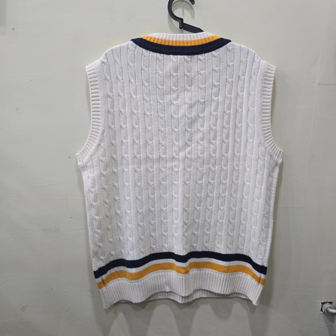 마크 곤잘레스 케이블 니트 베스트 (오프화이트) 상품이미지3