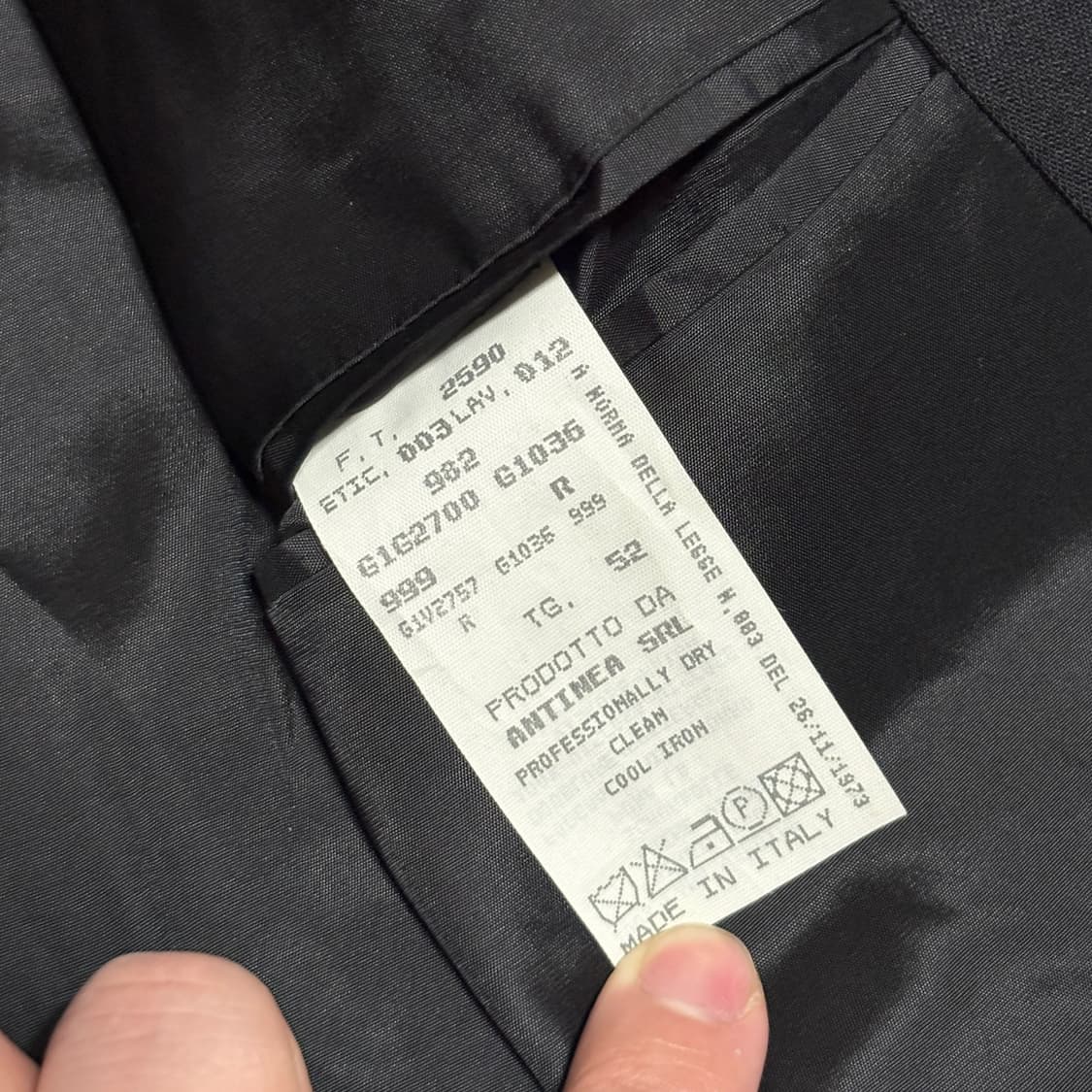 엠포리오 아르마니 울 더블 브레스티드 자켓 블랙 컬러 상품이미지6