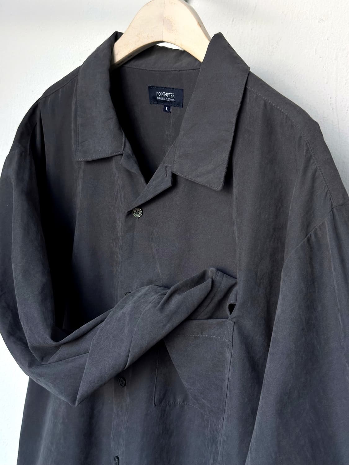  Soft fabric wide silhouette open collar 상품이미지1