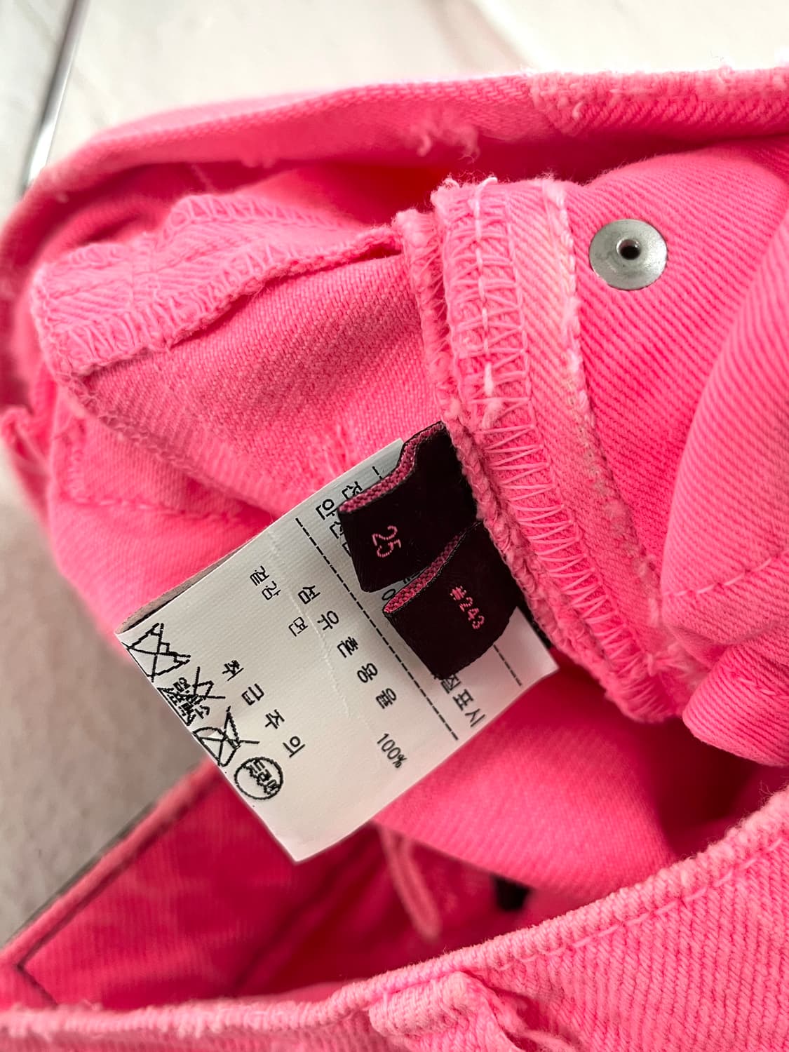 아미리 디스트레스드 핑크 진 상품이미지7