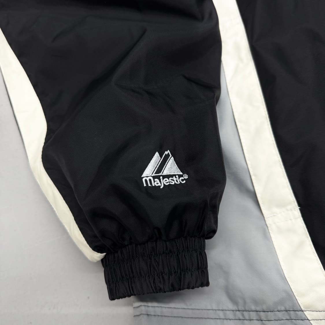 마제스틱 올드스쿨 베이스볼 시카고 화이트삭스 오버핏 바람막이 자켓 상품이미지5