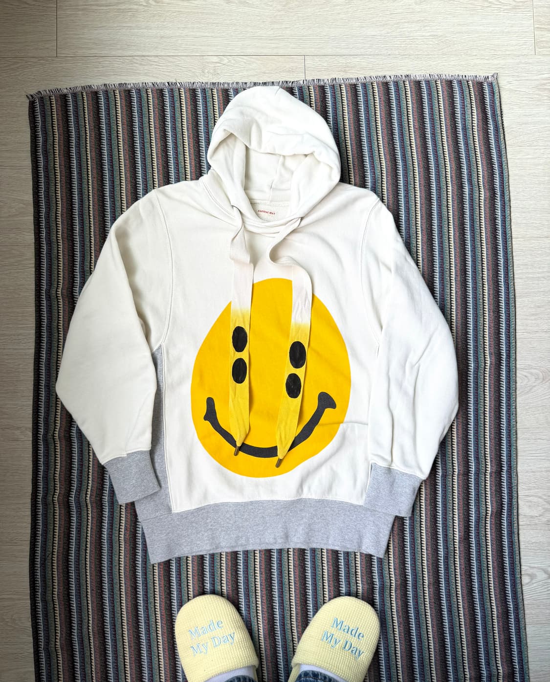 캐피탈 레인 스마일 후드티 상품이미지2