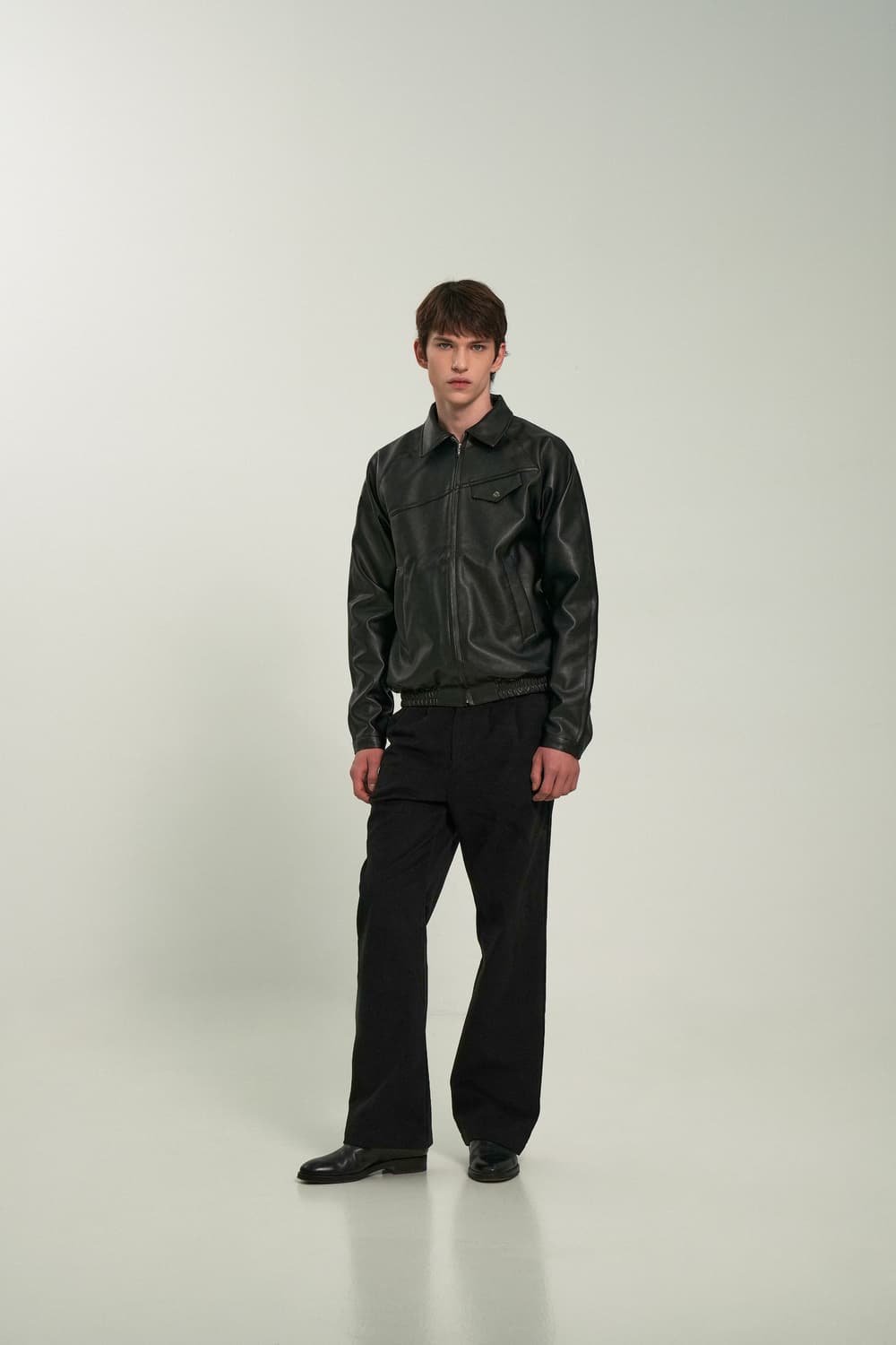 리젤서비스  SLANT JOIN LEATHER BOMBER 상품이미지2