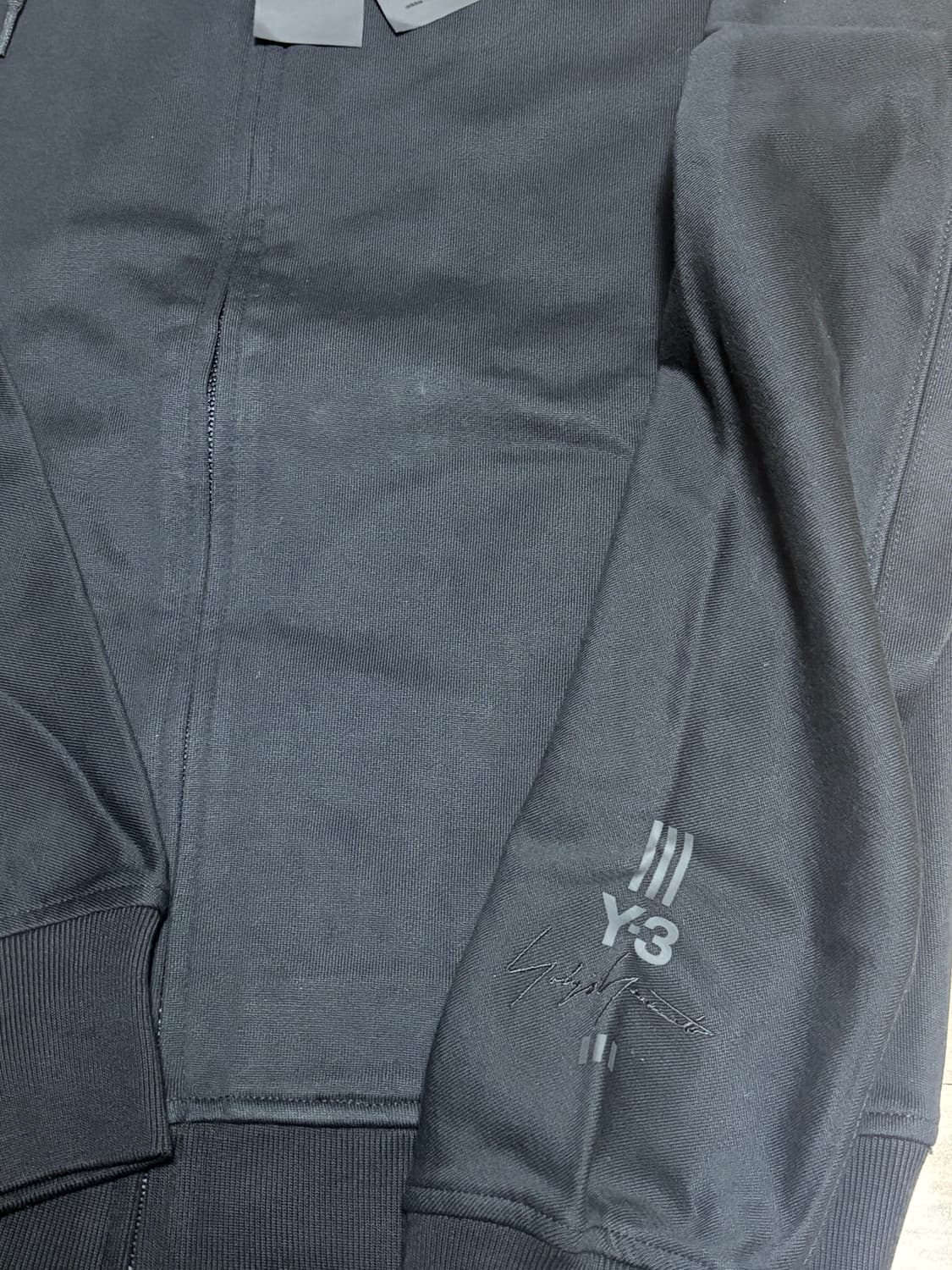 [새상품/M] Y-3 요지야마모토 후드집업 상품이미지2