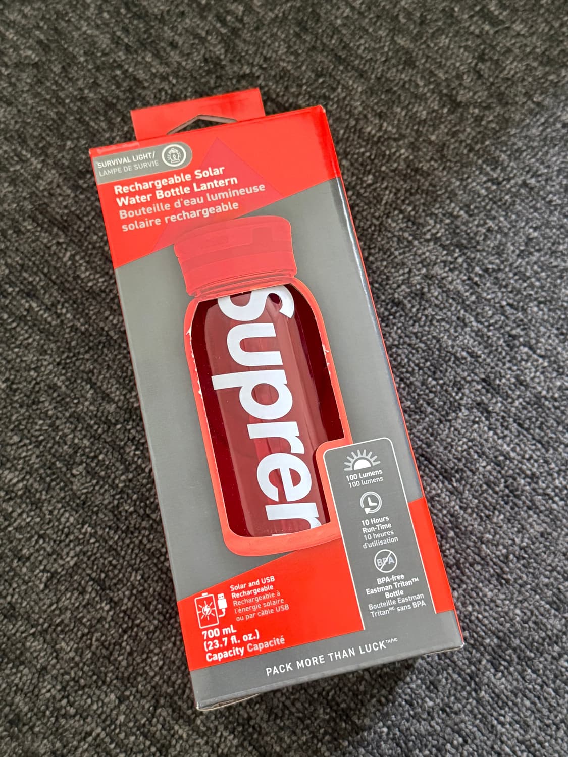 슈프림 리차지어블 솔라 워터 보틀 랜턴 상품이미지1