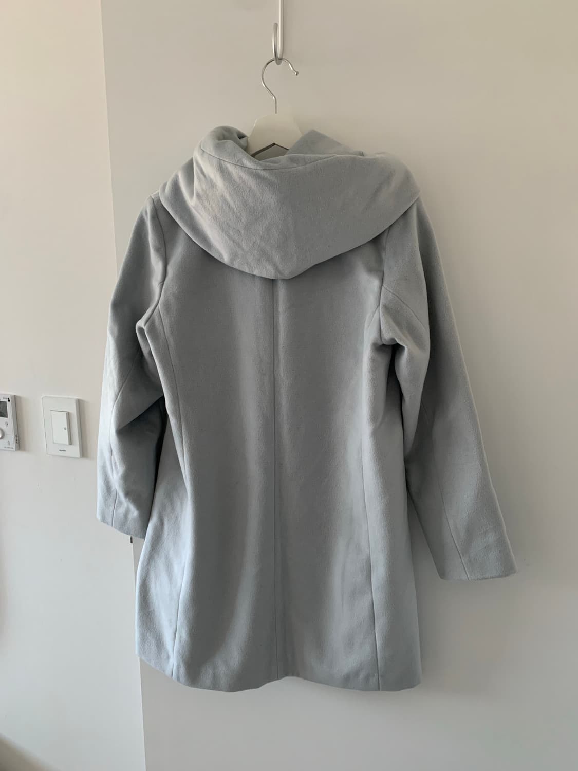 연하늘 오버넥 코트 상품이미지4