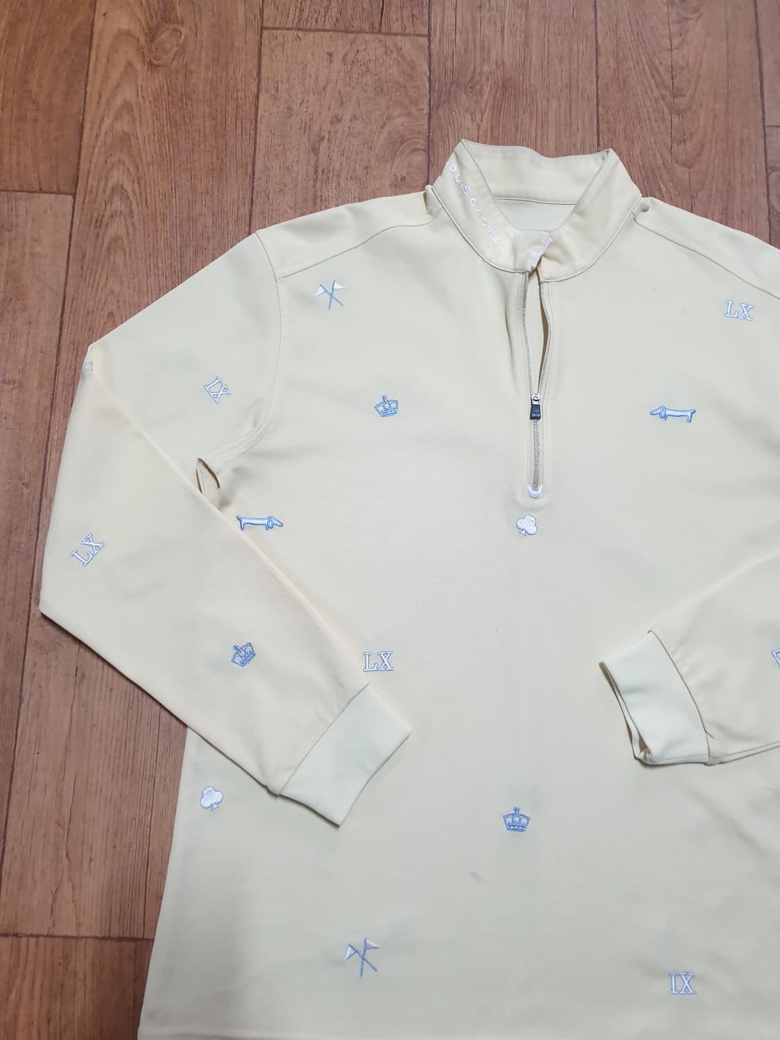 1122 루이까스텔 골프 반집업 100 사이즈입니다 상품이미지4