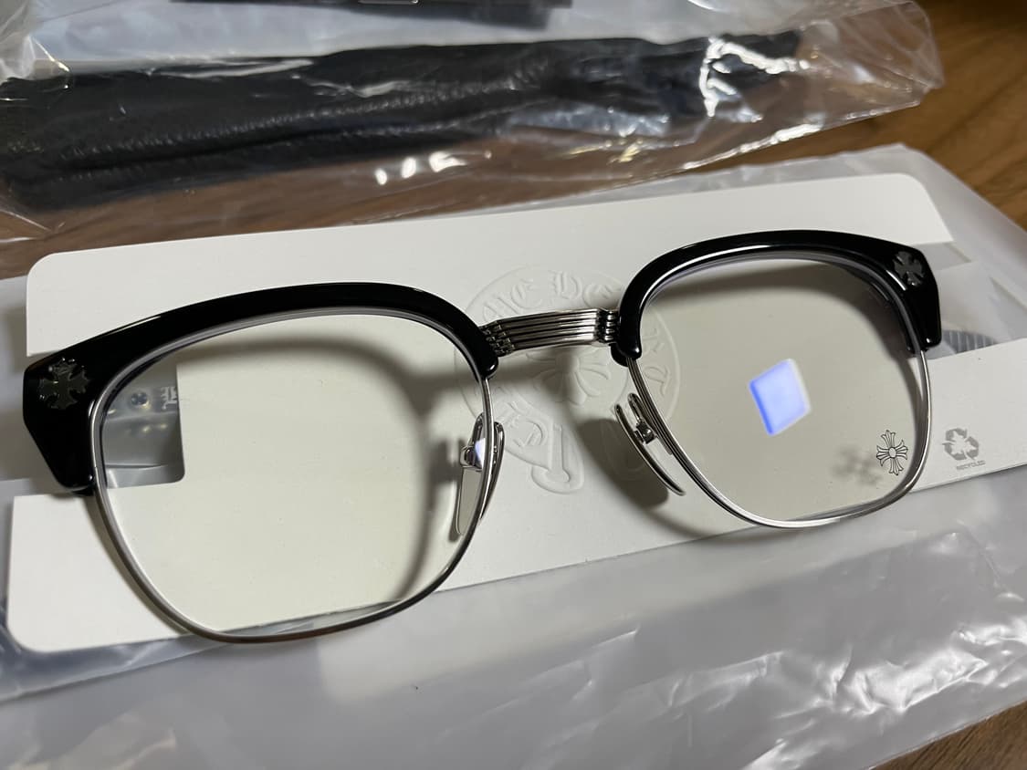 크롬하츠 보넨노이슈어1 블랙실버 새상품 상품이미지1