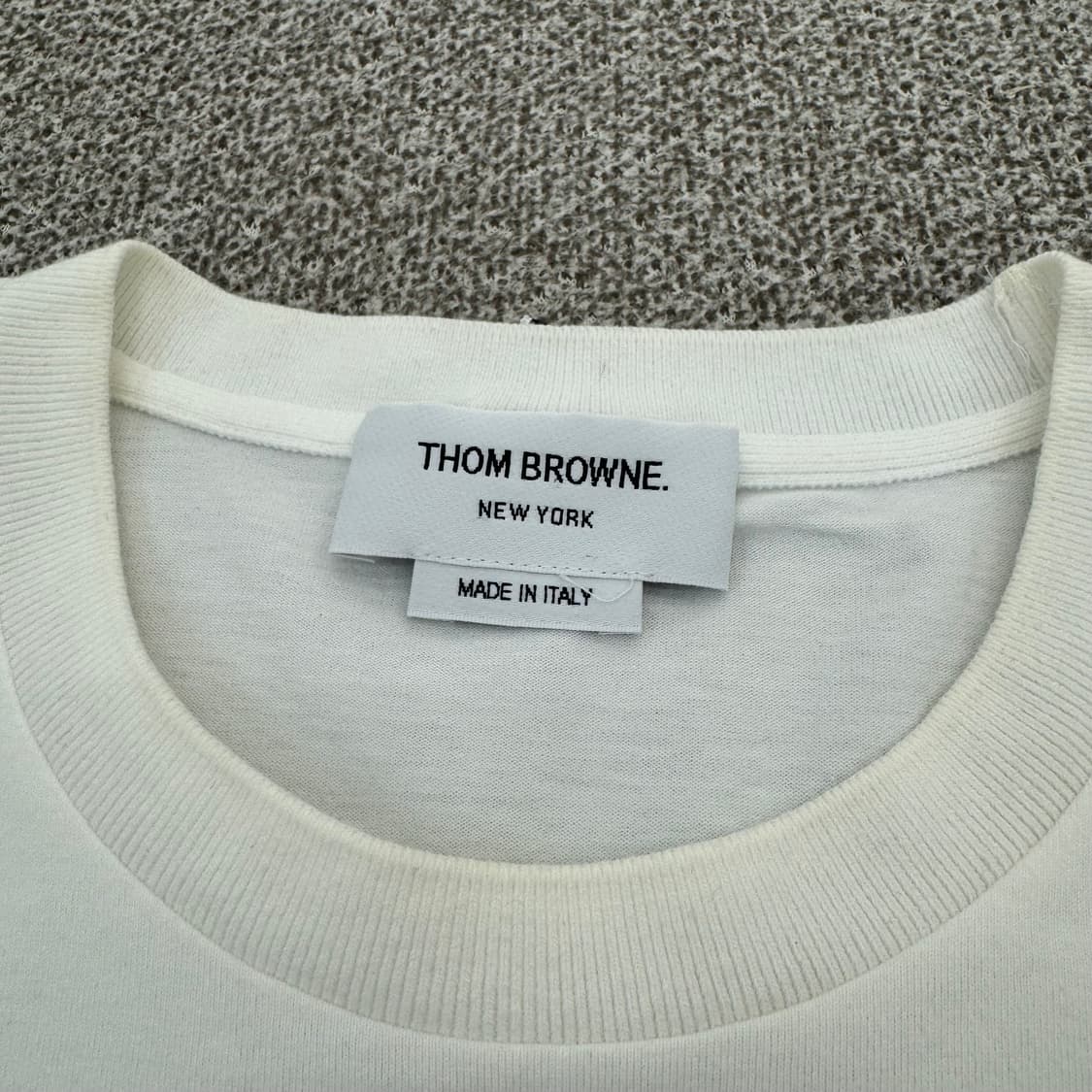 톰브라운 반팔  상품이미지6