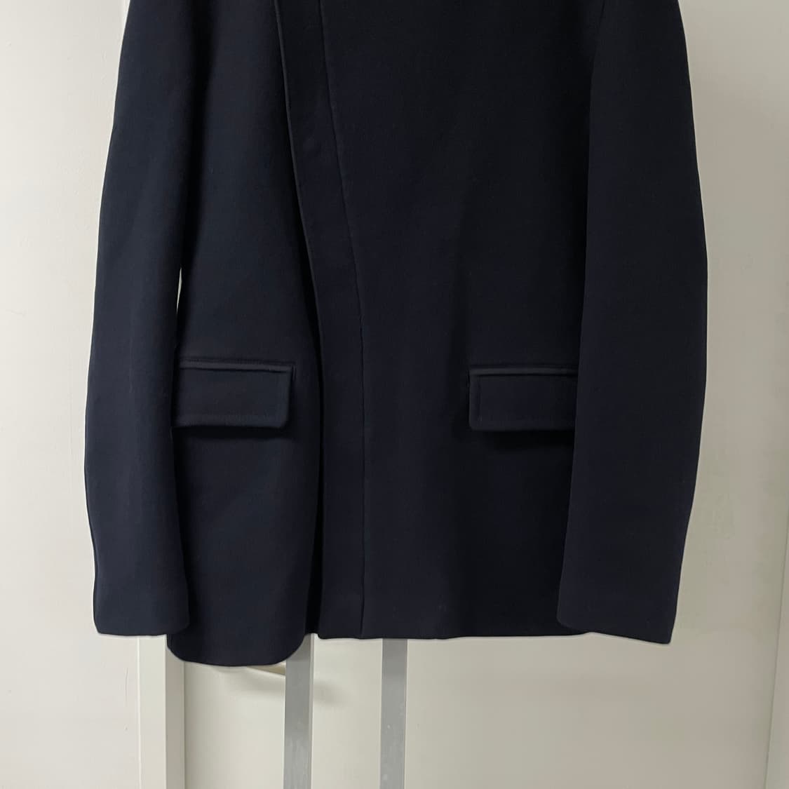 페레가모 네이비 코트 50 상품이미지3