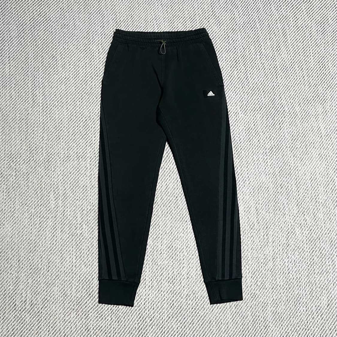 [L] adidas 아디다스 커브드 트랙 트레이닝 팬츠 상품이미지1