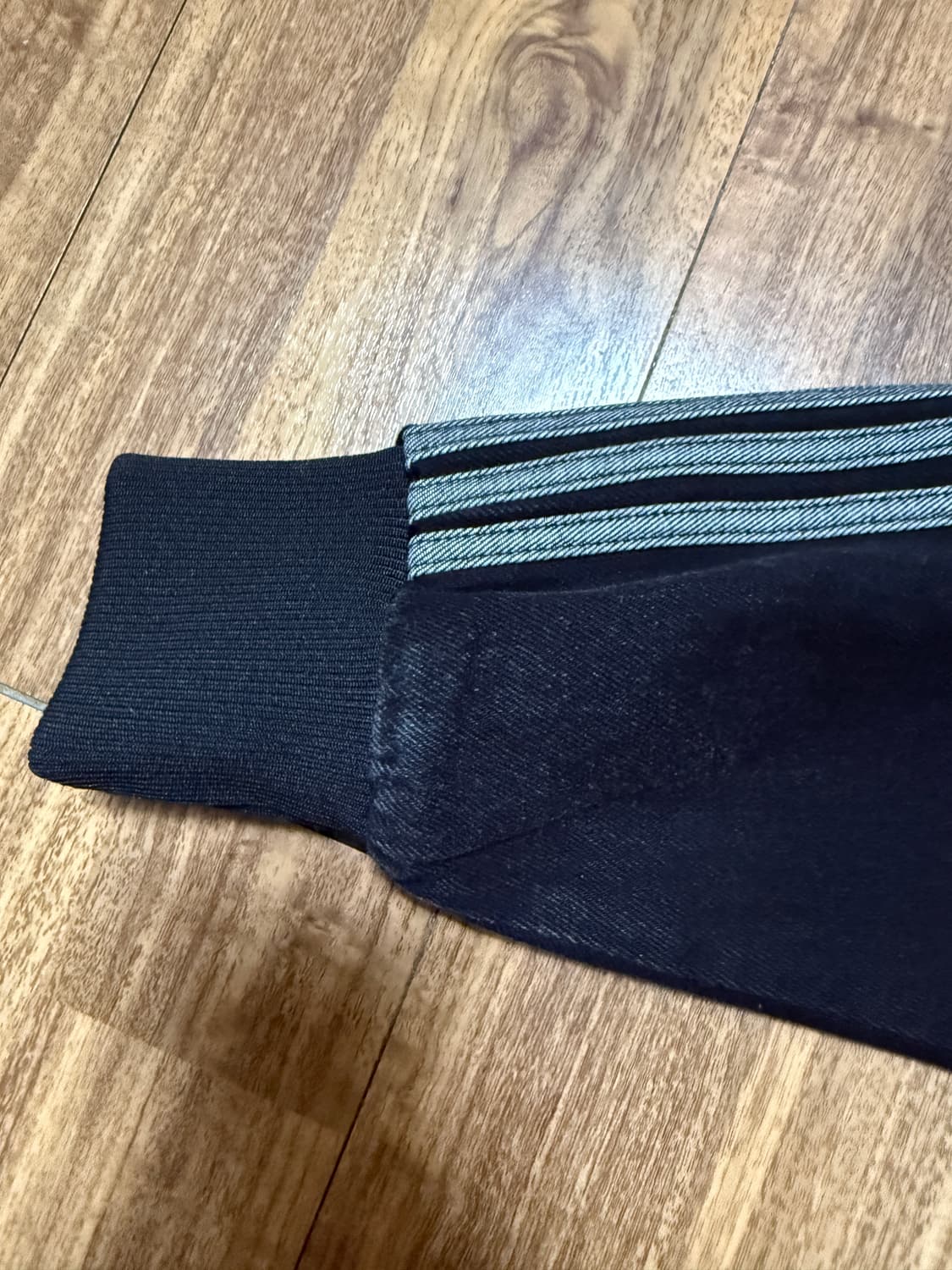 아디다스 데님 블랙 트랙탑 상품이미지4