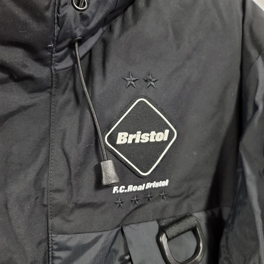 소프넷 FCRB리얼브리스톨 다운벤치파카/남성(L)/j3402 상품이미지3