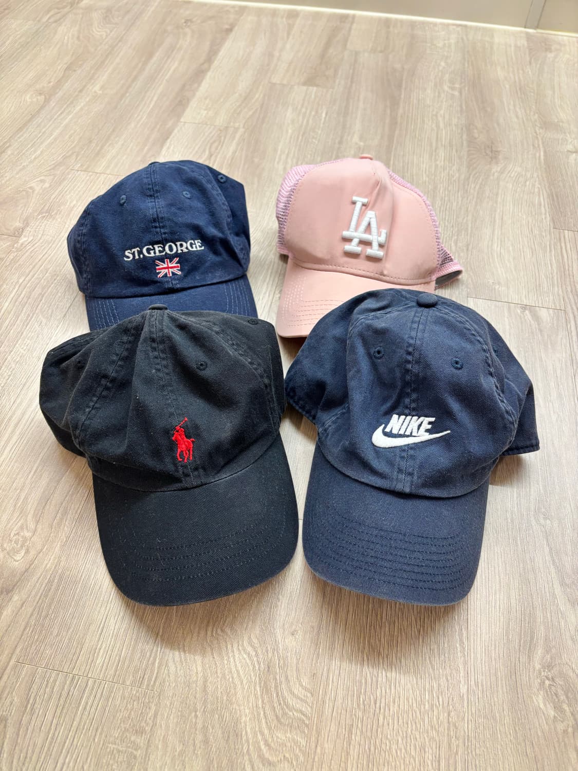 모자 4종 (나이키, 폴로, MLB 등) 판매합니다 상품이미지1