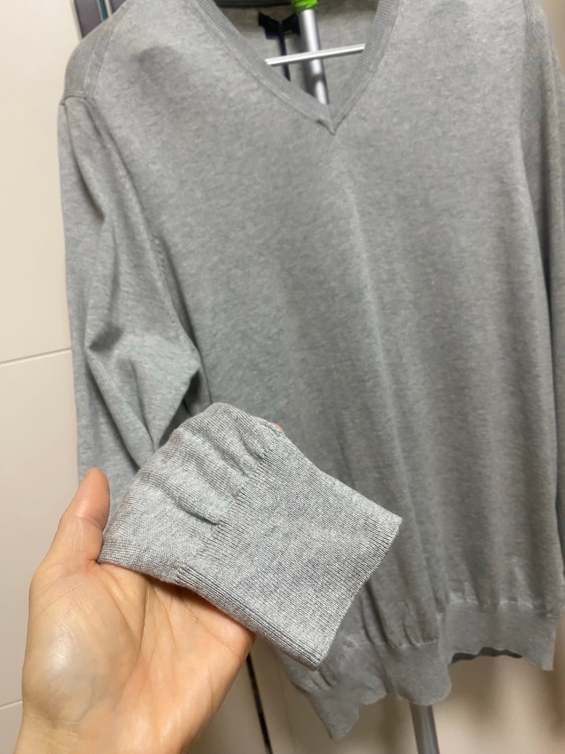 Massimo Dutti V넥 니트 XL(새상품) 상품이미지3