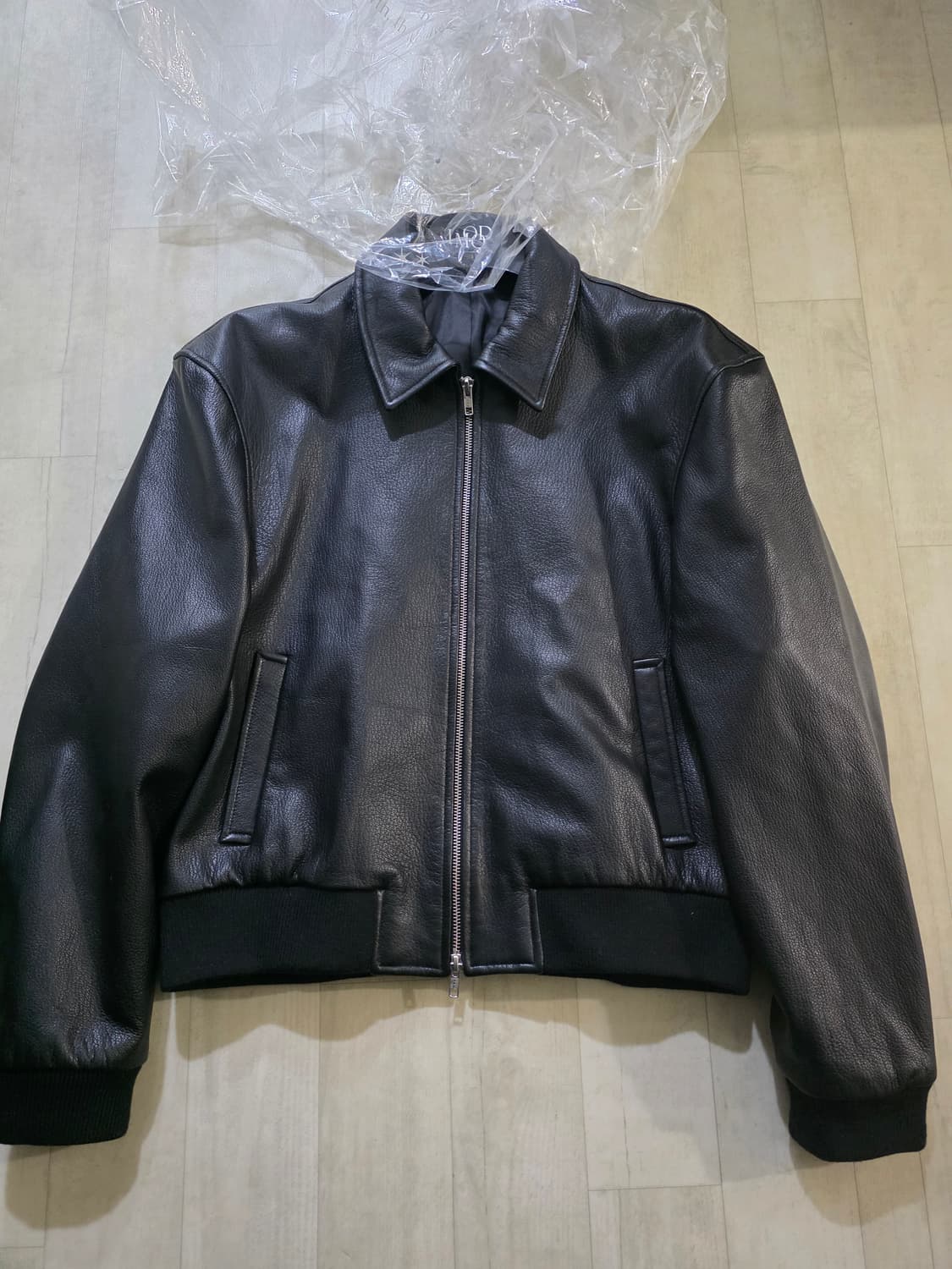 엘무드 세레니티 고트 레더 블루종 44 샘플 상품이미지2