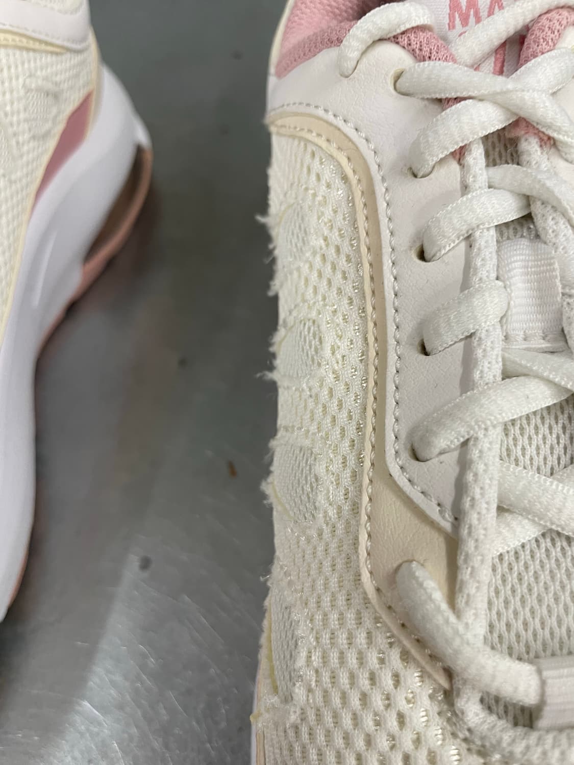 나이키 에어맥스 AP 화이트핑크 240 상품이미지7