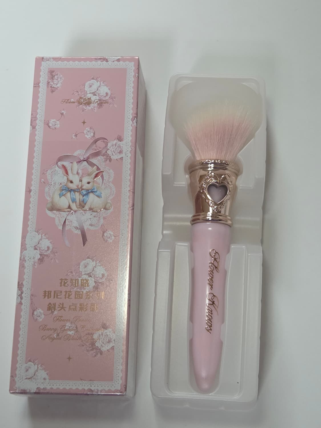 새상품) 플라워노즈 버니 가든 컬렉션 앵글드 블러셔 브러쉬 상품이미지2