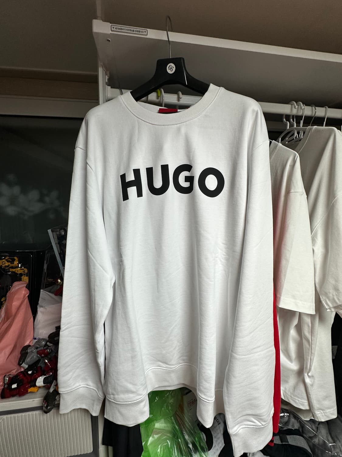 휴고보스 패딩 맨투맨 셋트 새상품 상품이미지5