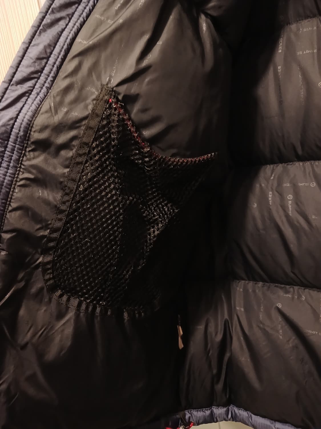 노스페이스 눕시 정품 여성 패딩 90 (S) 사이즈 상품이미지3