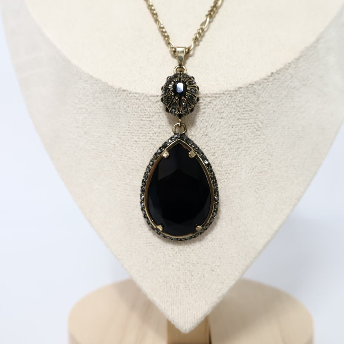 알렉산더 맥퀸 블랙 크리스탈 드롭 펜던트 목걸이 상품이미지1