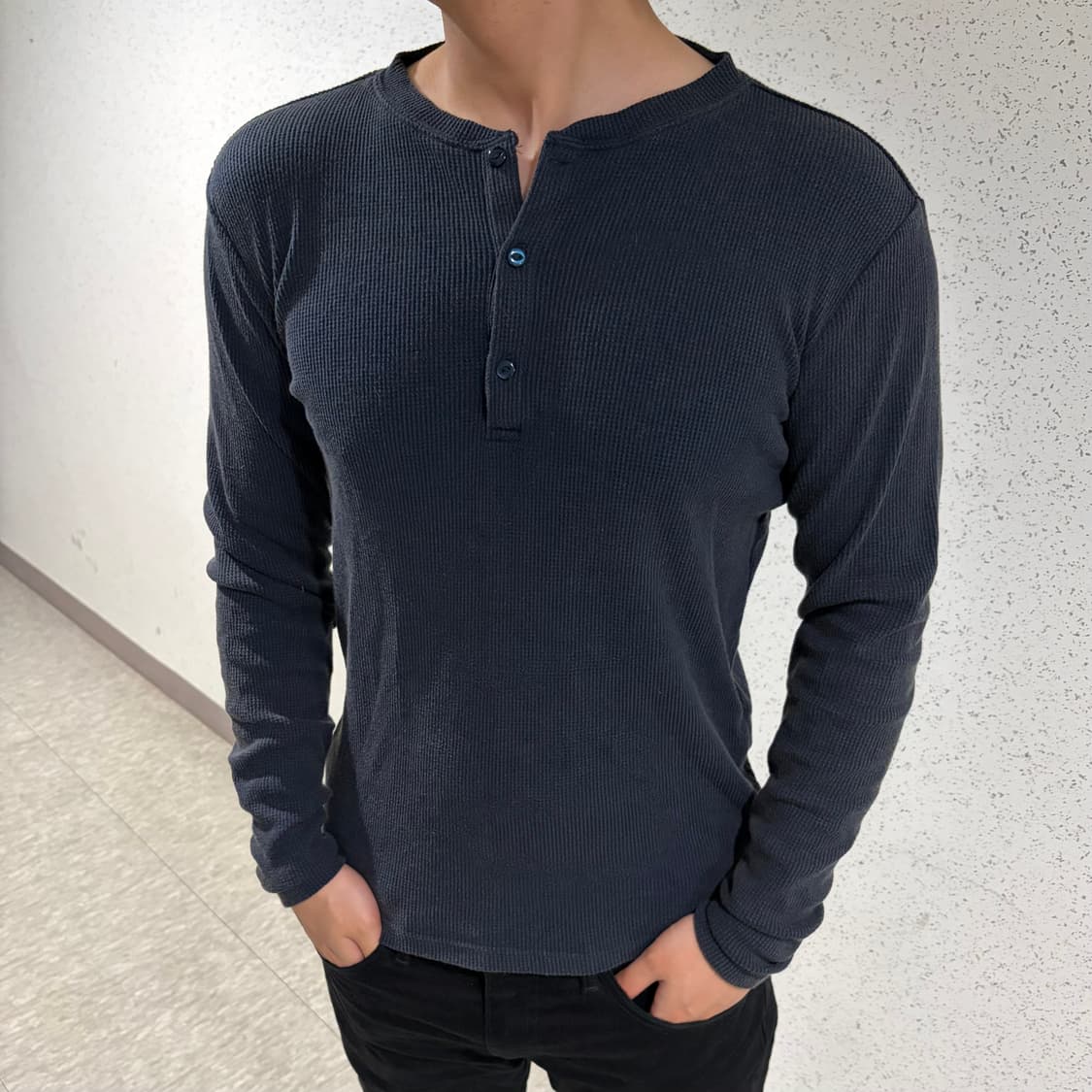 Suade henley neck sleeve 상품이미지1
