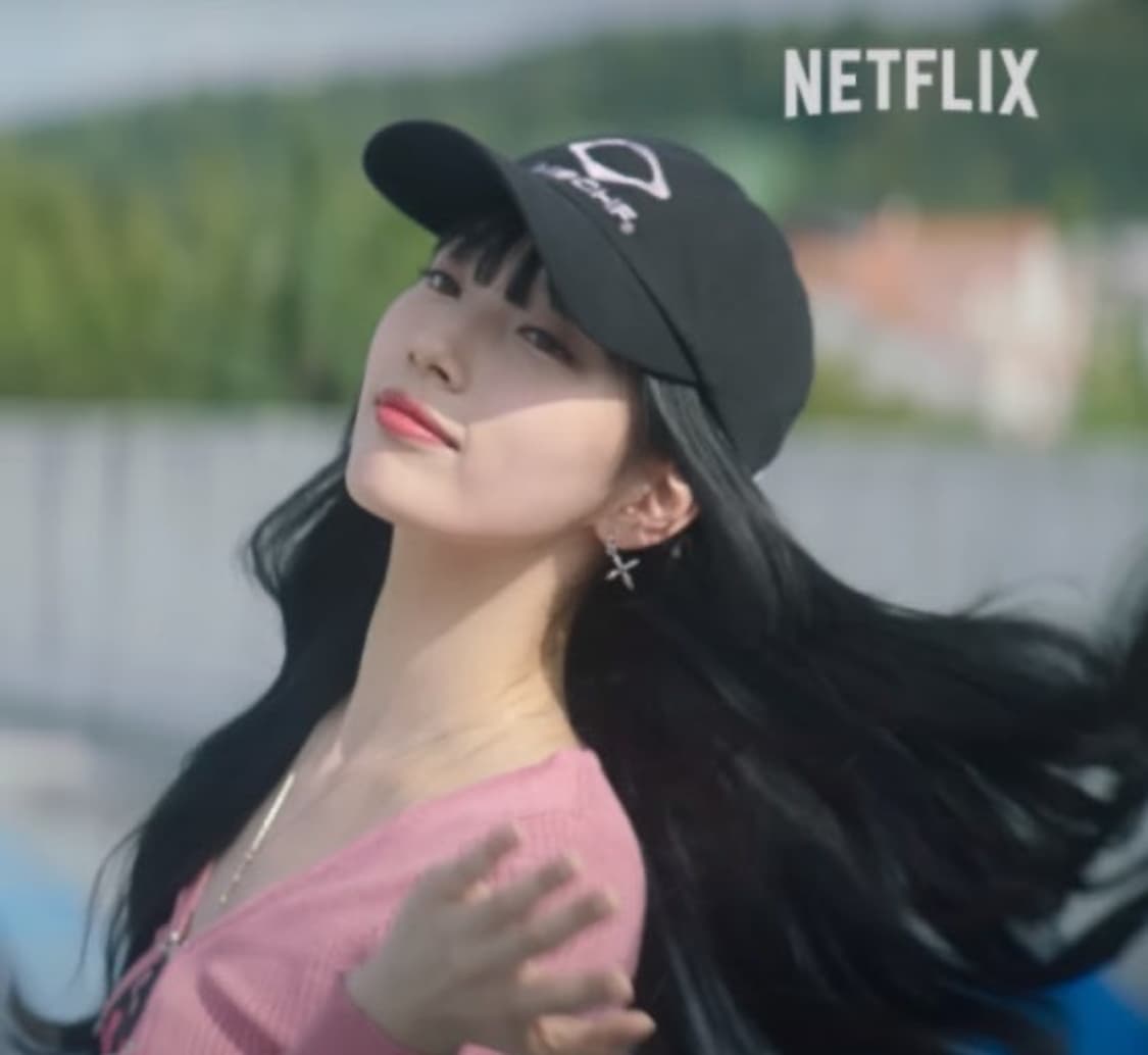 미스치프 코튼 볼캡 (수지 착용샷) 상품이미지4