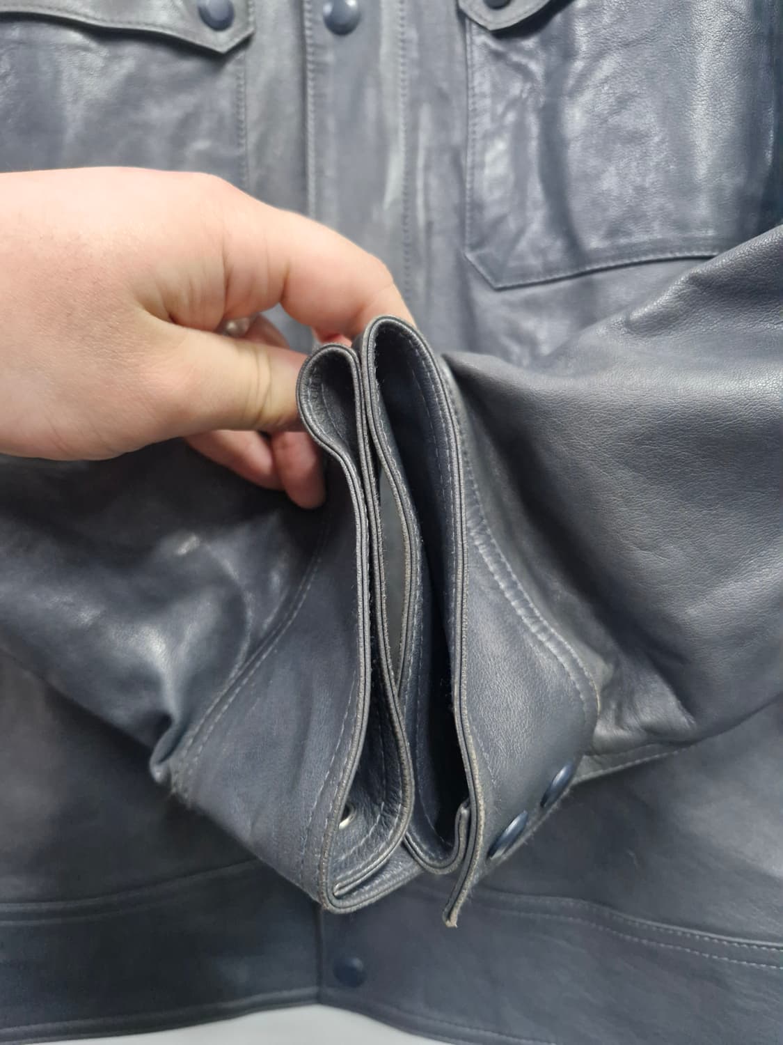 105XL 셀럽샵 에디션 양가죽 자켓 그레이. 상품이미지4