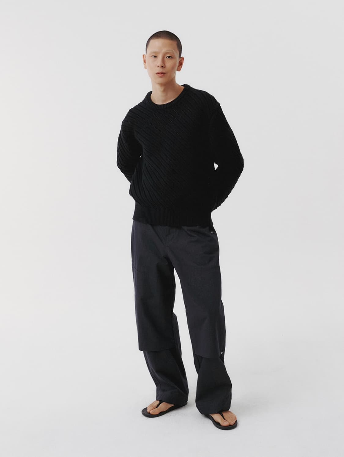 르마드 오블리크 시스루 라운드 니트 스웨터 블랙 2 사이즈 M 상품이미지3