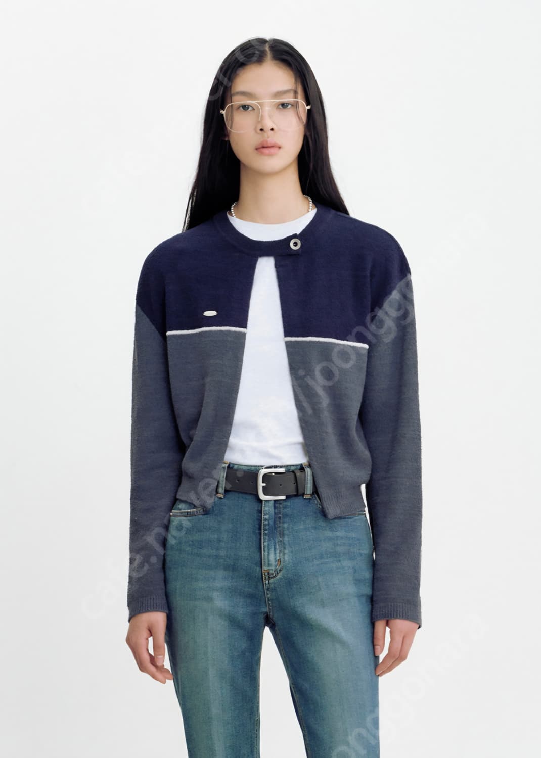 아비에무아 엠보스드 투톤 가디건 (네이비) 상품이미지1