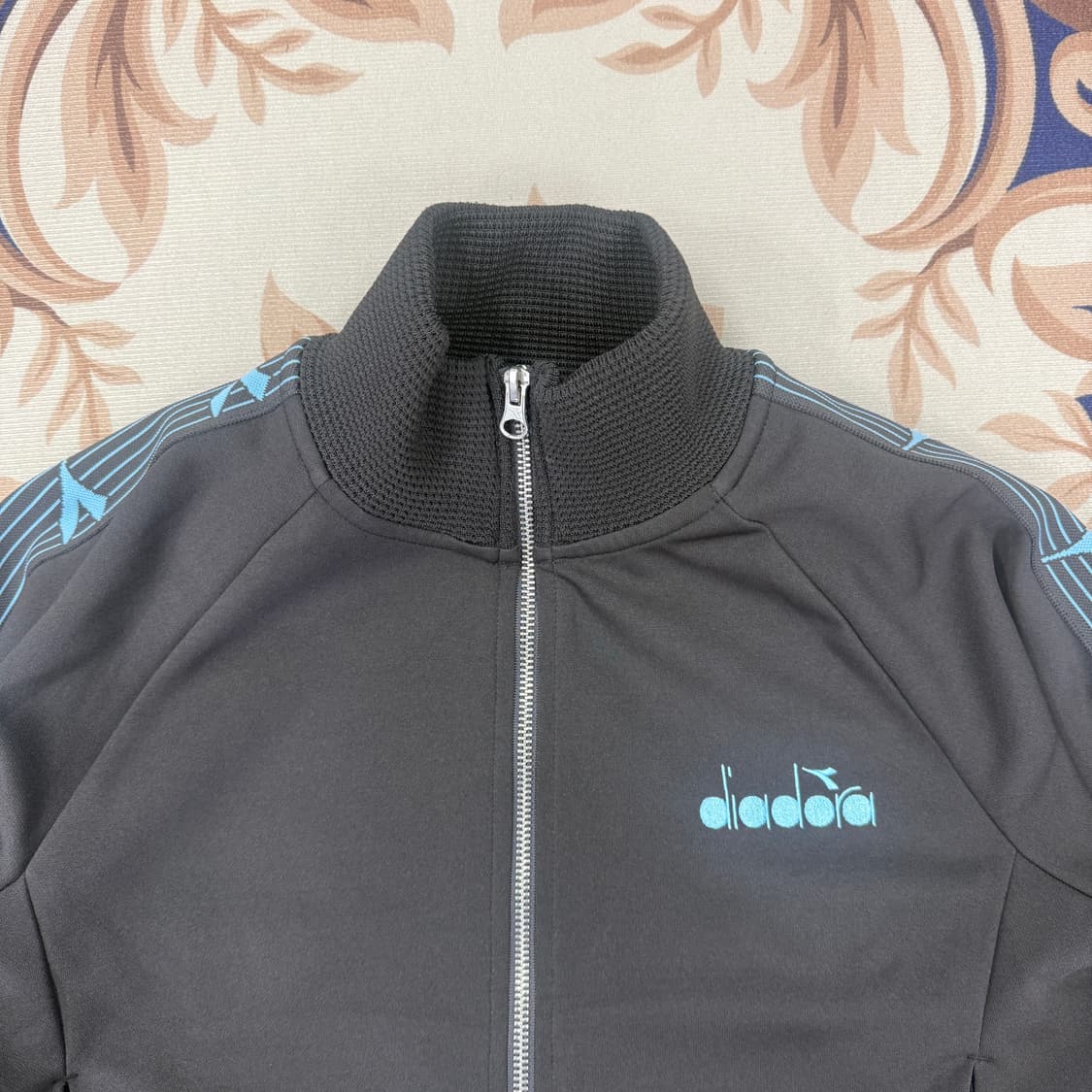 (XS)디아도라 Diadora 사이드라인 트랙탑 뎌(차콜) 상품이미지2