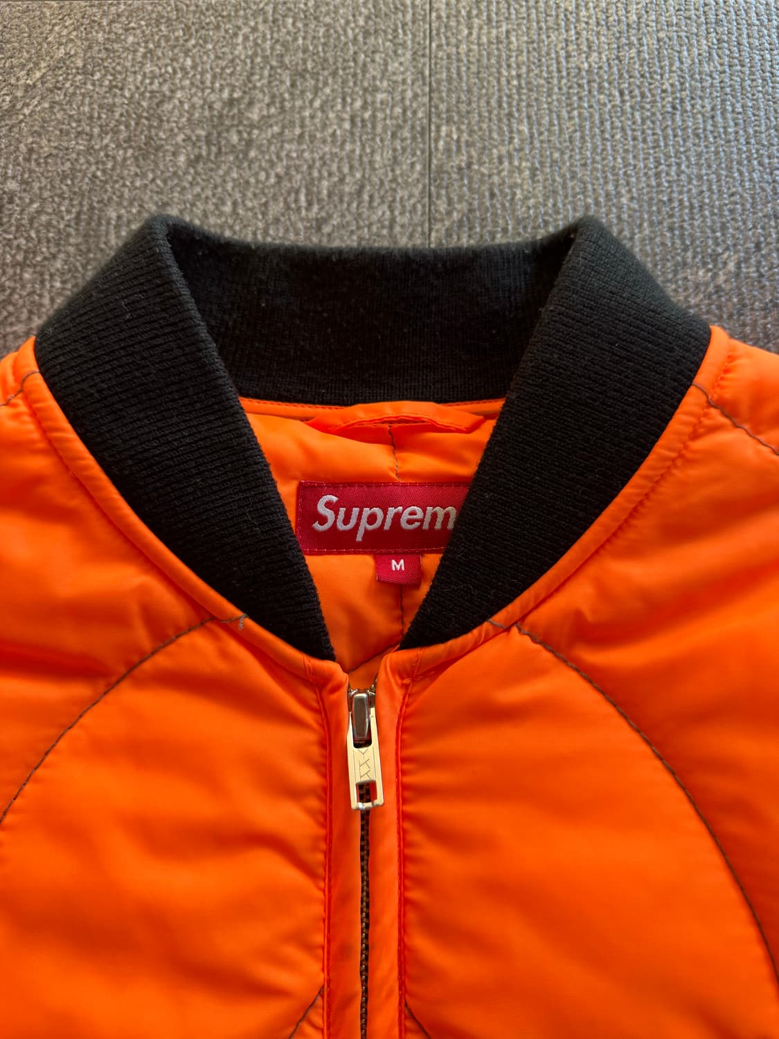 Ss19 슈프림 오랜지 스파이더 쾰티드 자켓 상품이미지4