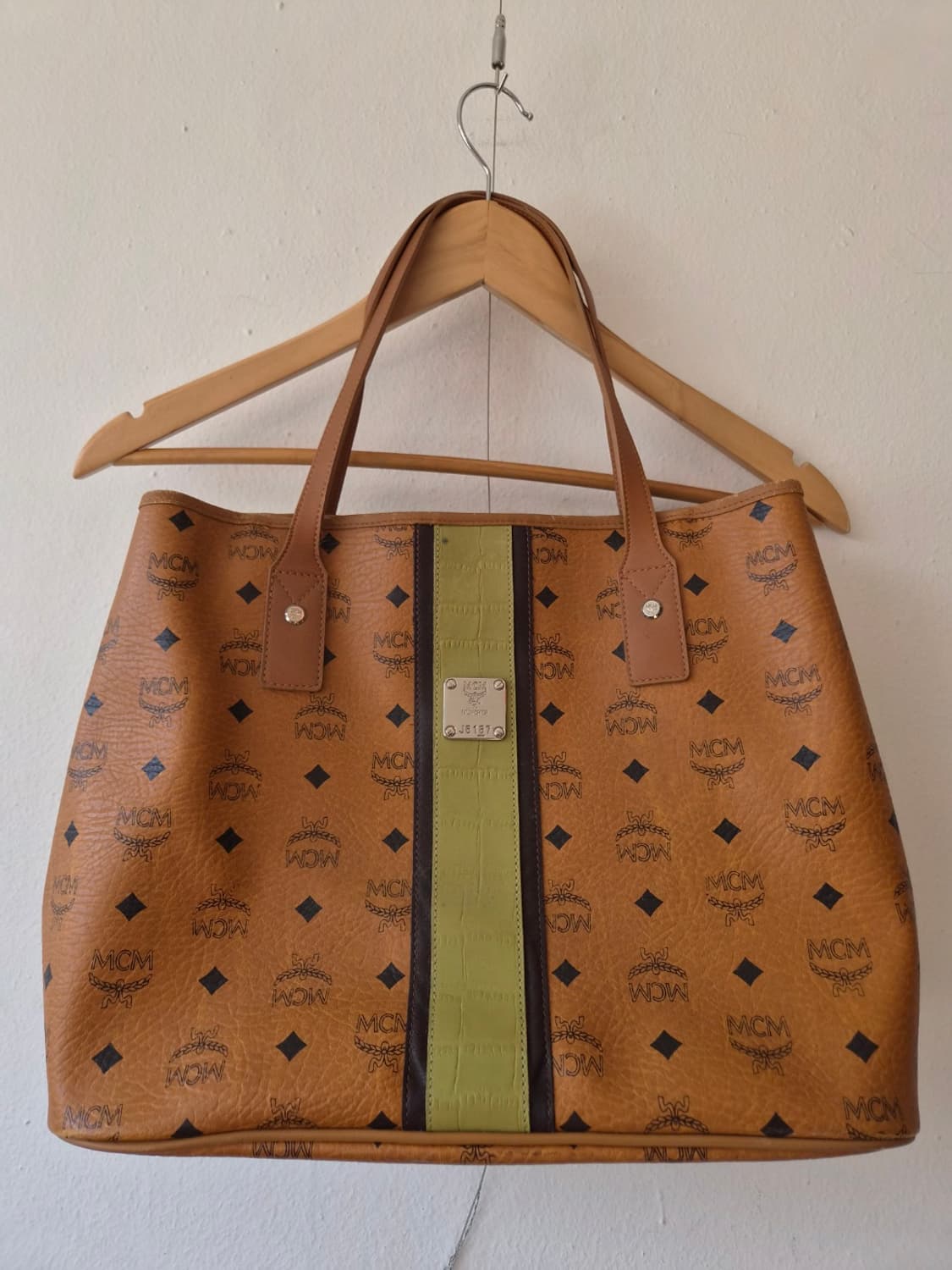 MCM 비세토스 로고 숄더백 쇼퍼백 상품이미지1