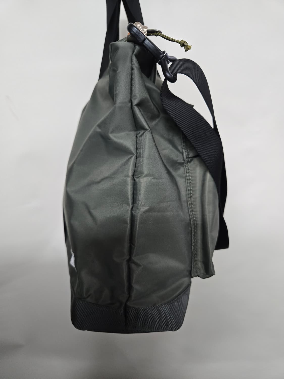 로우로우 시티워커 토트백 카키  상품이미지3