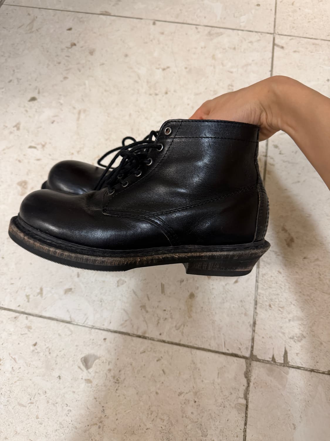 한두번신은 아워레가시 워커 부츠 팔아요  상품이미지2