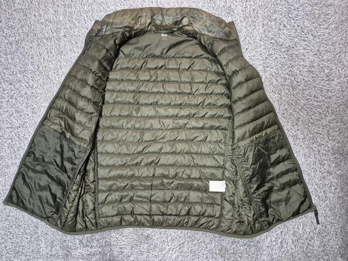 유니클로 남성 카모 경량 패딩 조끼 XL 상품이미지6